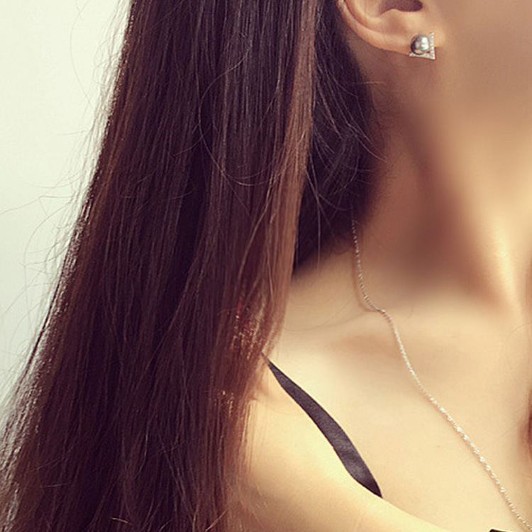 1-pair Stud Triangle Pearl Earrings