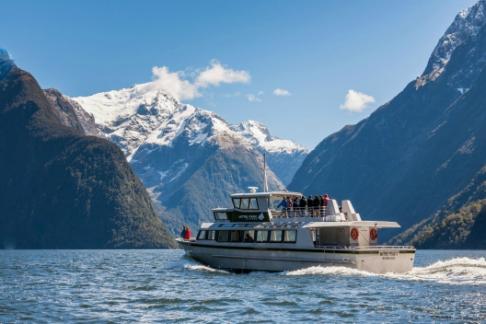 Mitre Peak Cruises - Coach + Cruise + Fly- Queenstown