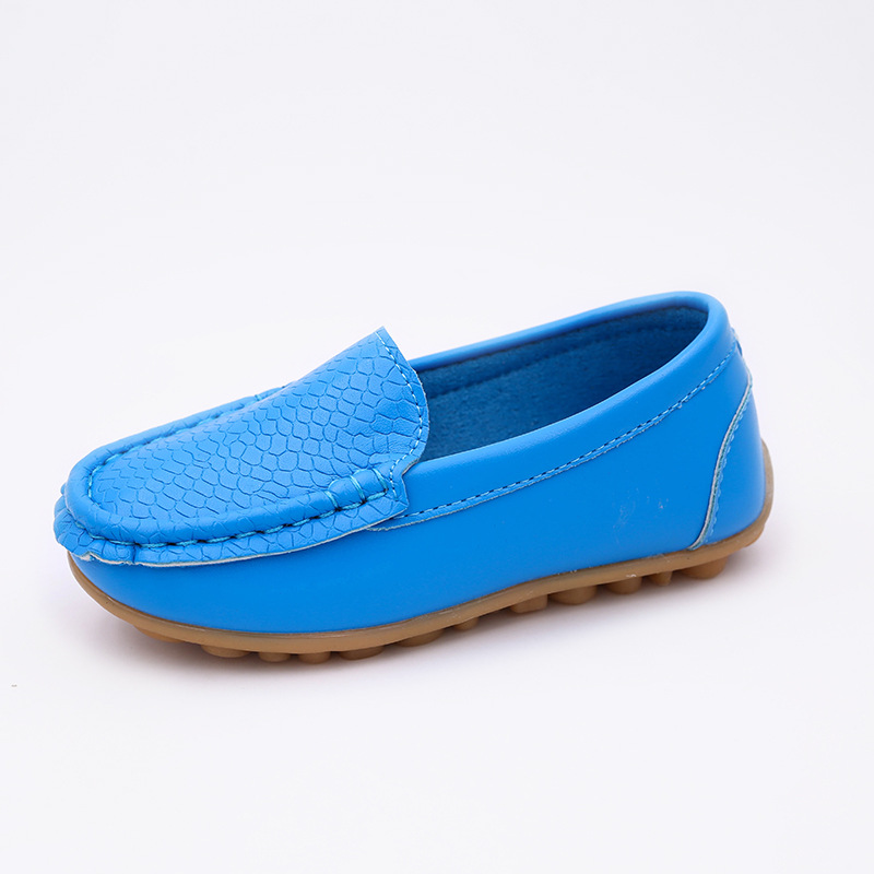 Stylish Solid Textured Leather Shoes