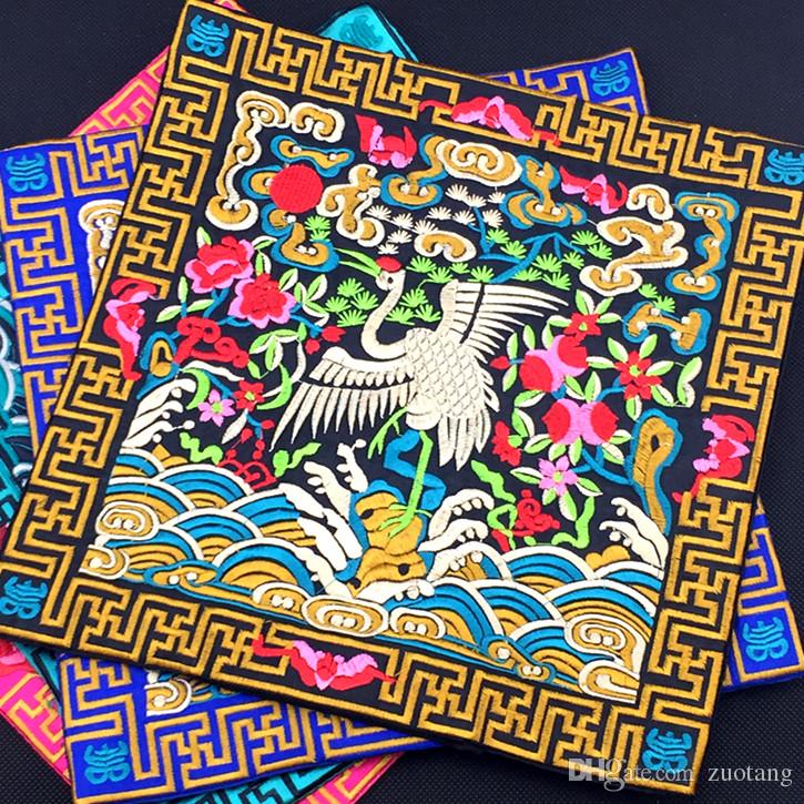 Creative Embroidery Crane Silk Cloth Decorative Placemats Dining Table plate Mat Chinese Ethnic Dinner Insulation Pad