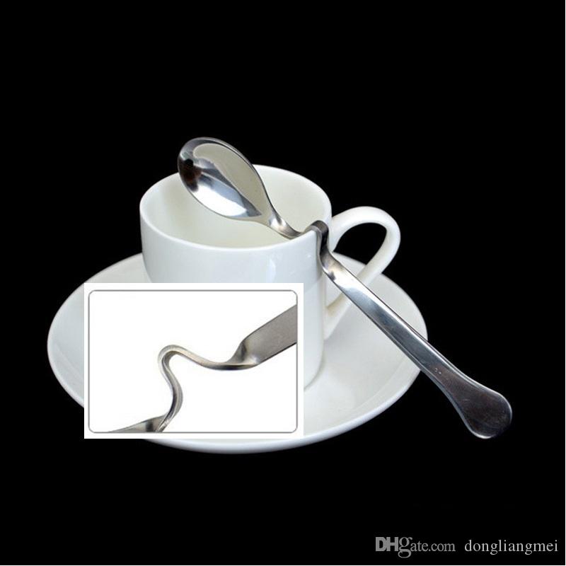 Factory Price Flatware new Stainless steel Twisted handle Curved Tea Coffee Drink Condiment Spoon Teaspoon V handled Honey jam h64
